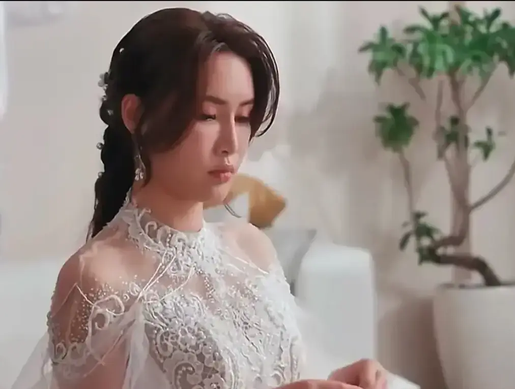 《苏畅-小凤新婚》完整未删减版-艾熙倾情演绎怀旧台味风情-4K高清无码资源免费下载-苏畅-小凤新婚完整版在线观看