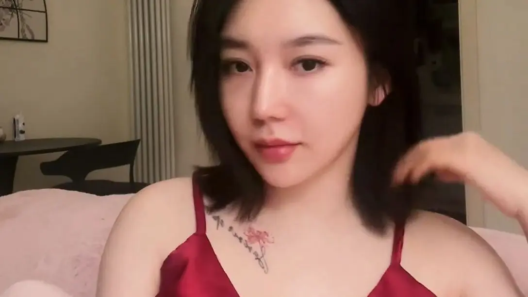 《教母3人行》4K超清完整版在线观看-教母3人行免费资源找全集-B站高清无删减
