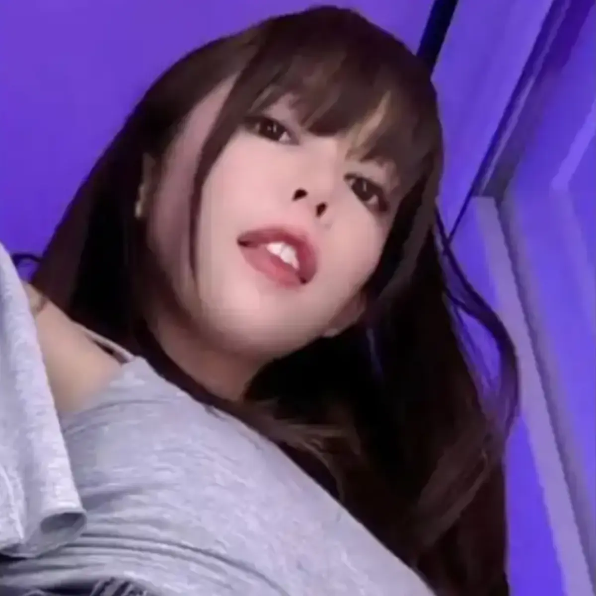 《绯红小猫KittyKum》1080P高清无删减完整版全集资源在线观看